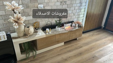 مزنون تلفزيون بسعر {700} شيكل